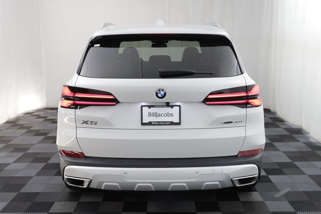Certified Used 2024 Mineral White Metallic BMW xDrive40i image 17