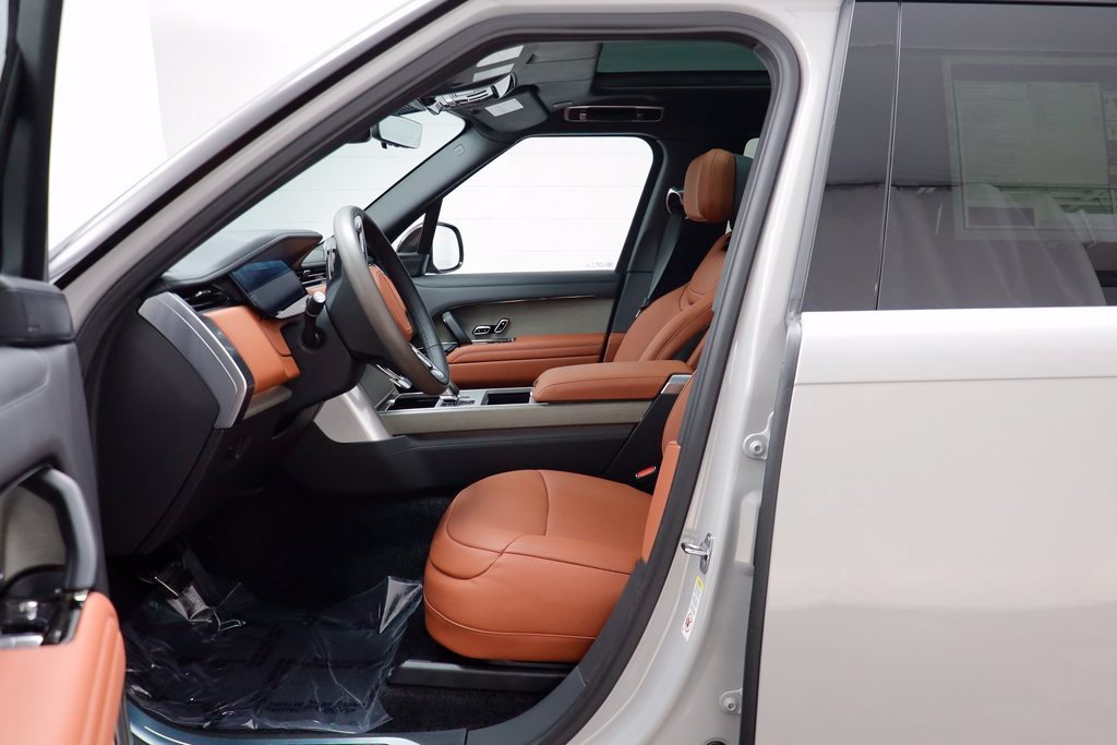 New 2026 Borasco Grey LAND ROVER SV Signature Suite image 6