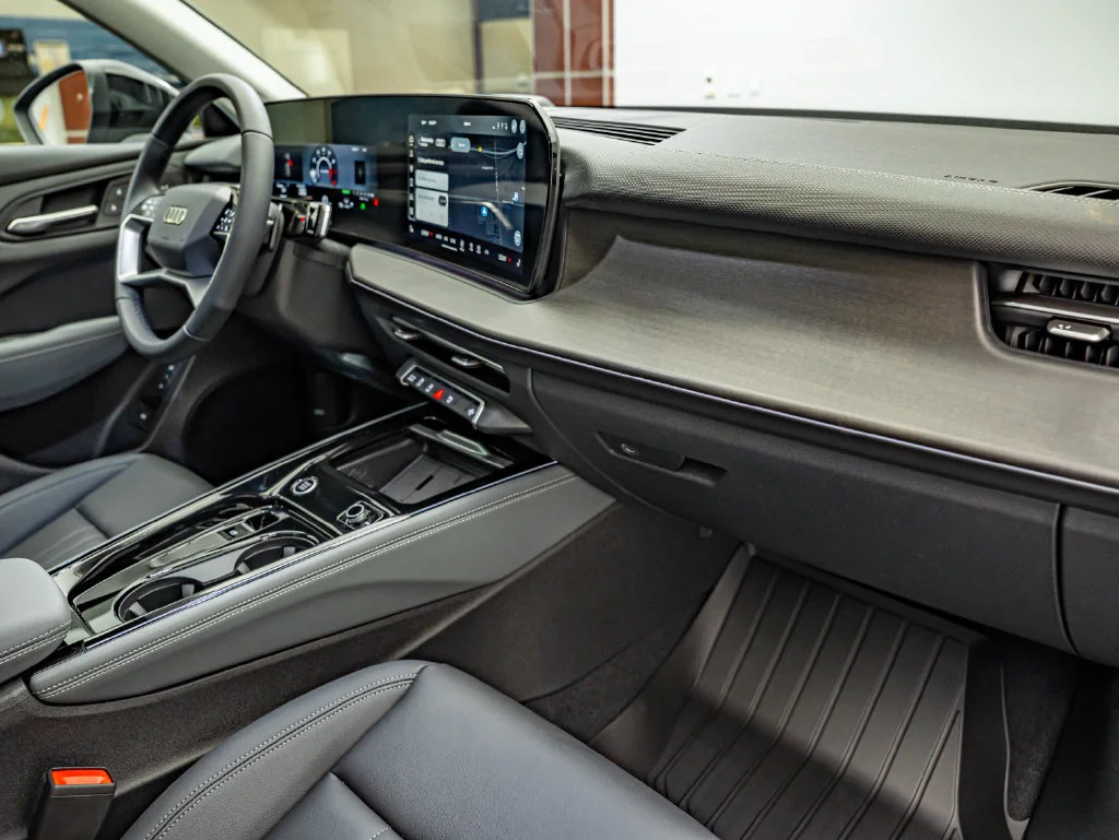 2026 Audi Q3 Base - Photo 34