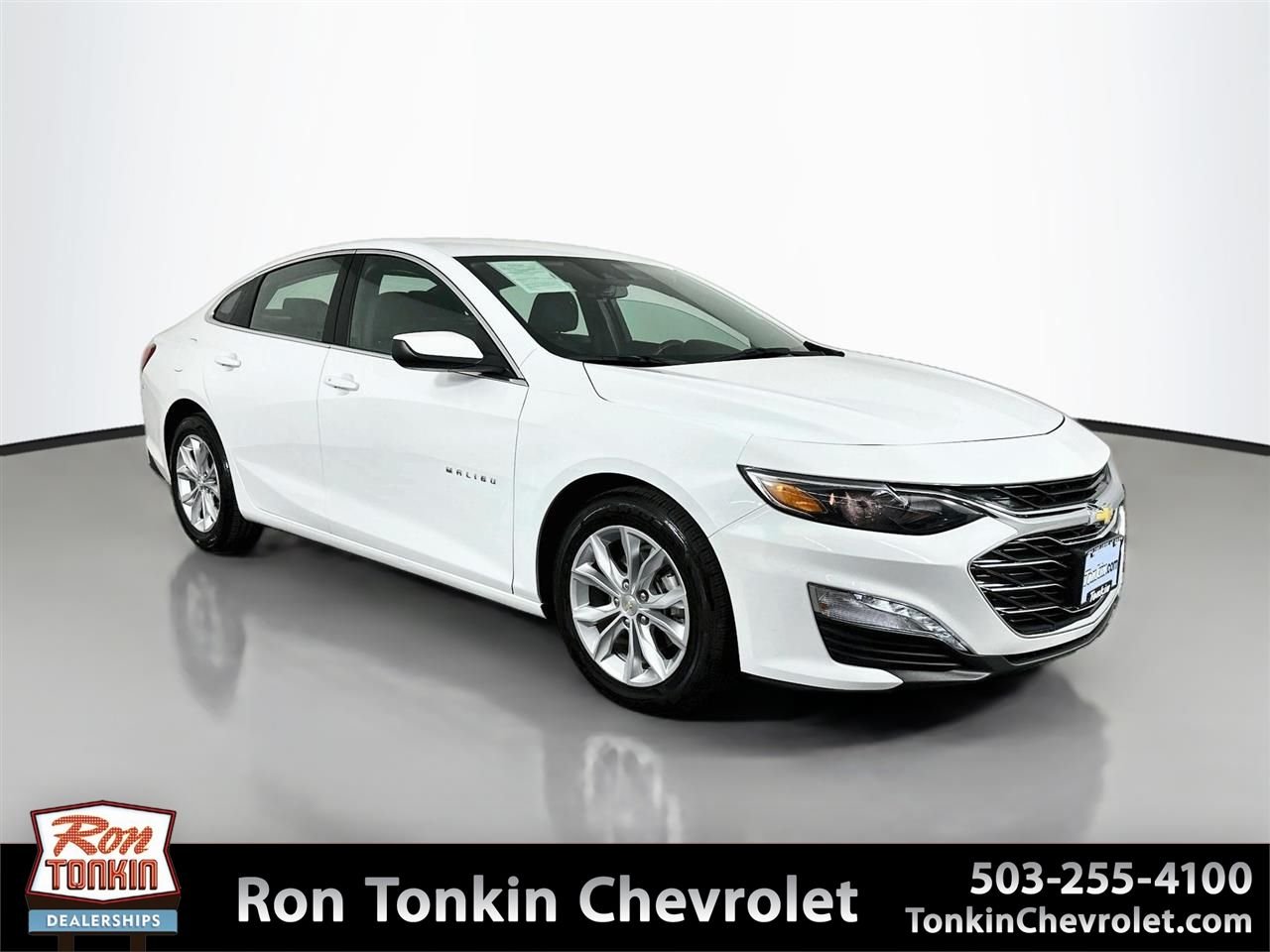 Used 2023 Summit White Chevrolet LT image 1