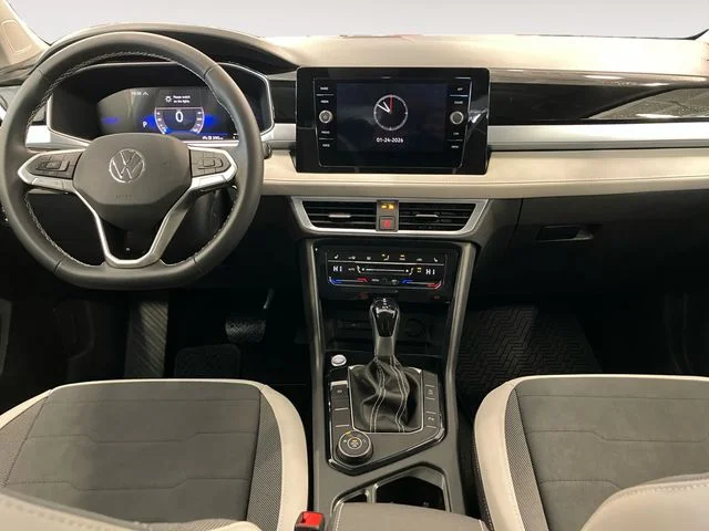 New 2026 Green Volkswagen 1.5T SE image 10