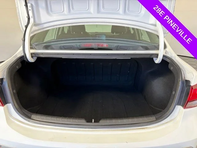 Used 2023 White Kia LX image 36