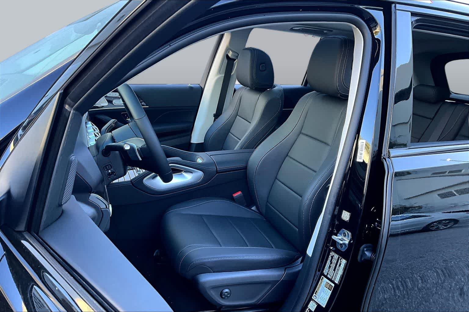 Used 2026 Obsidian Black Metallic Mercedes-Benz GLE 450 image 8