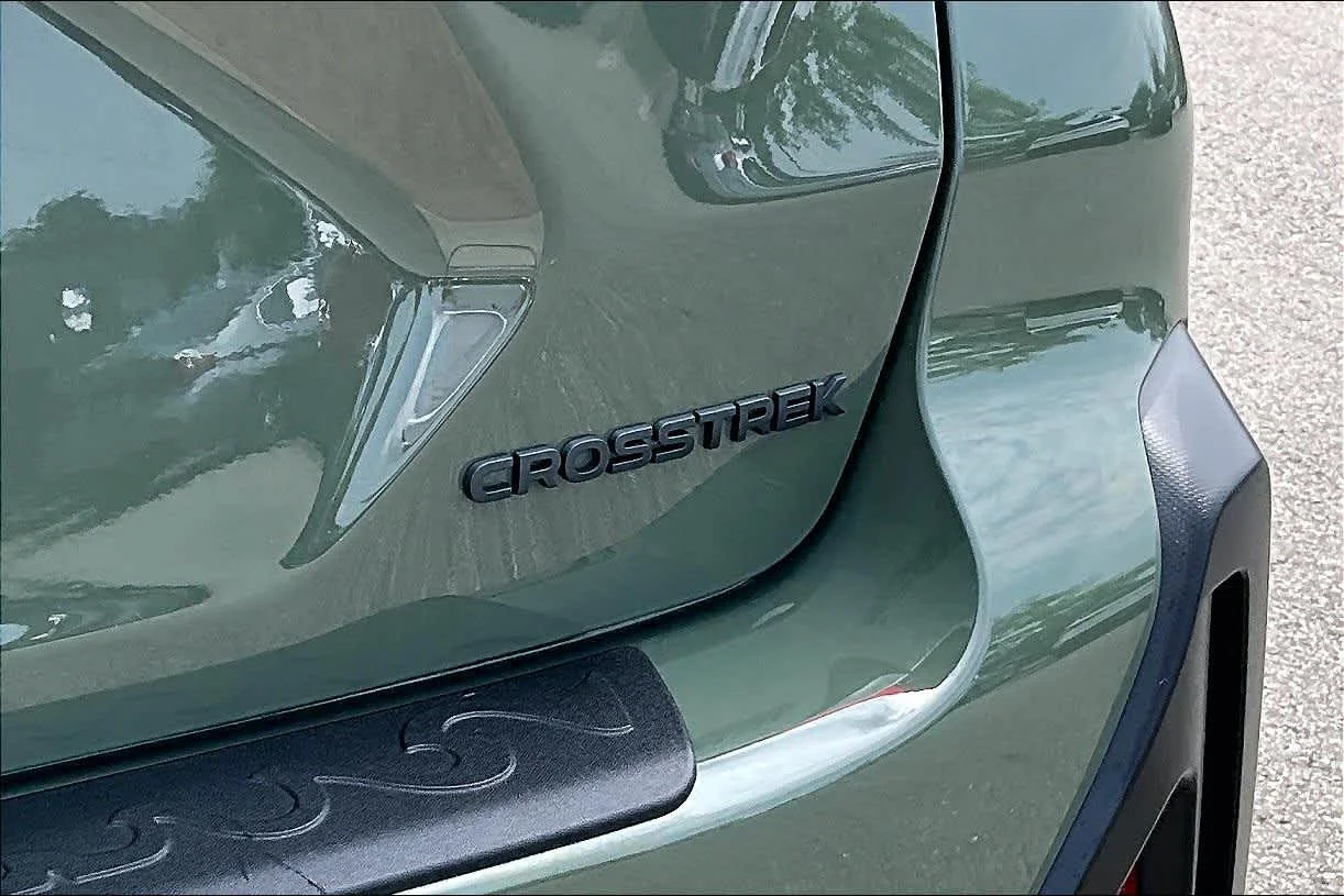 Certified Used 2026 Alpine Green Subaru Premium image 9