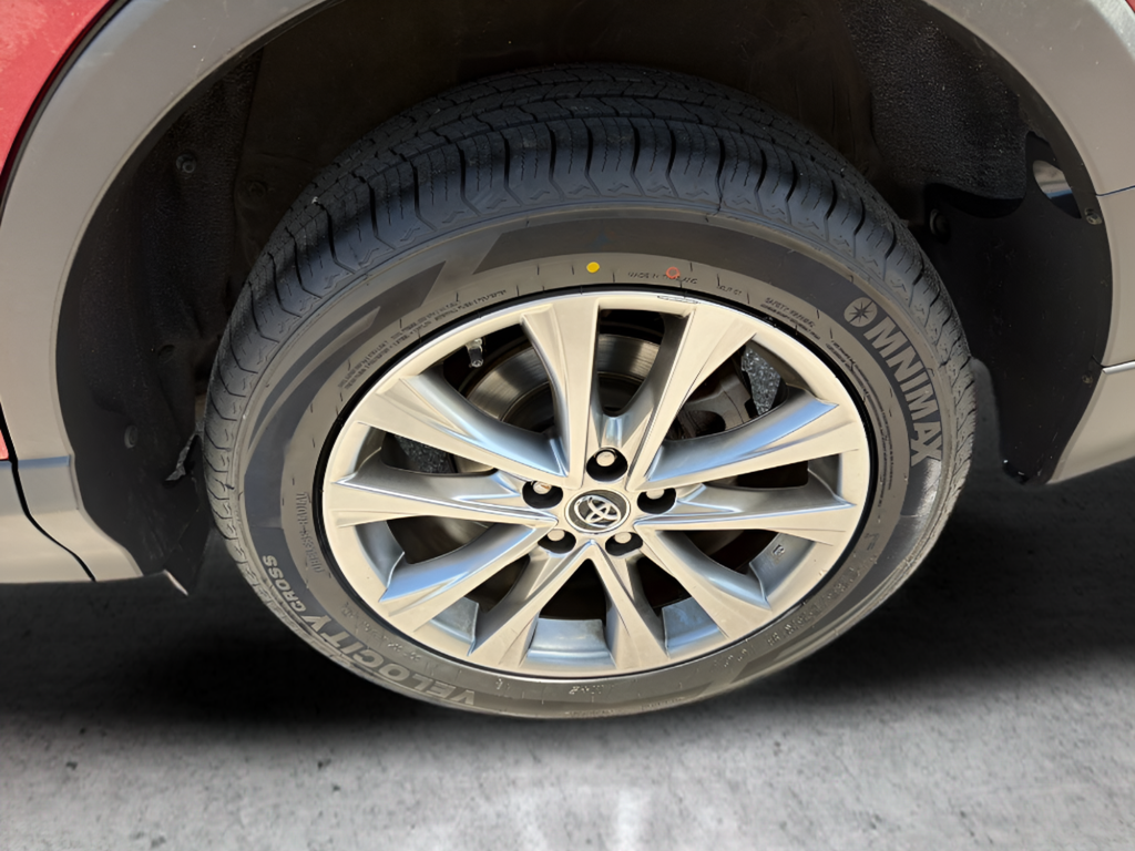 Used 2018 Red Toyota Limited image 46