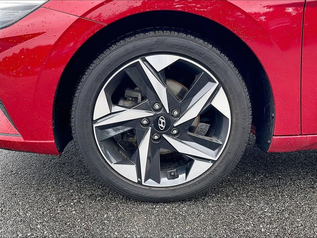 Used 2023 Scarlet Red Pearl Hyundai SEL image 7