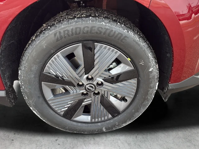 New 2026 Scarlet Ember Tintcoat Nissan SL image 29
