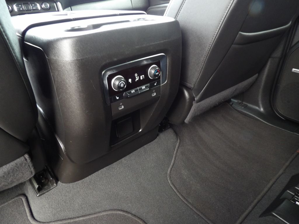 Used 2024 Ash Chevrolet Premier image 17