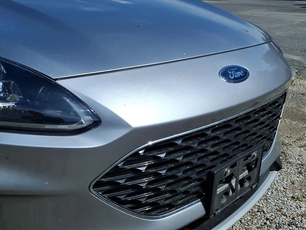 Used 2021 Silver Ford Titanium image 27