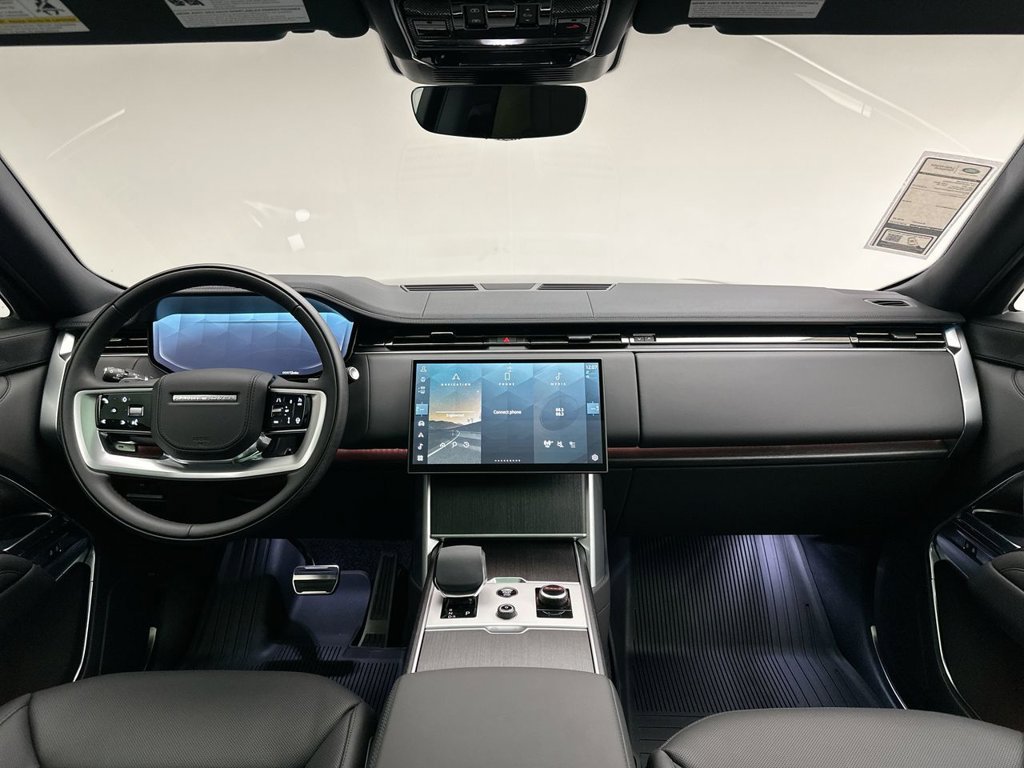 New 2027 Santorini Black Land Rover SE image 8