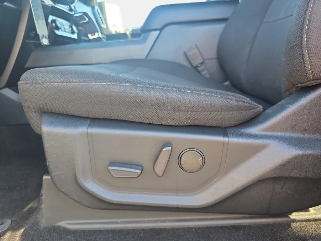 Certified Used 2020 Agate Black Metallic Ford XLT image 24