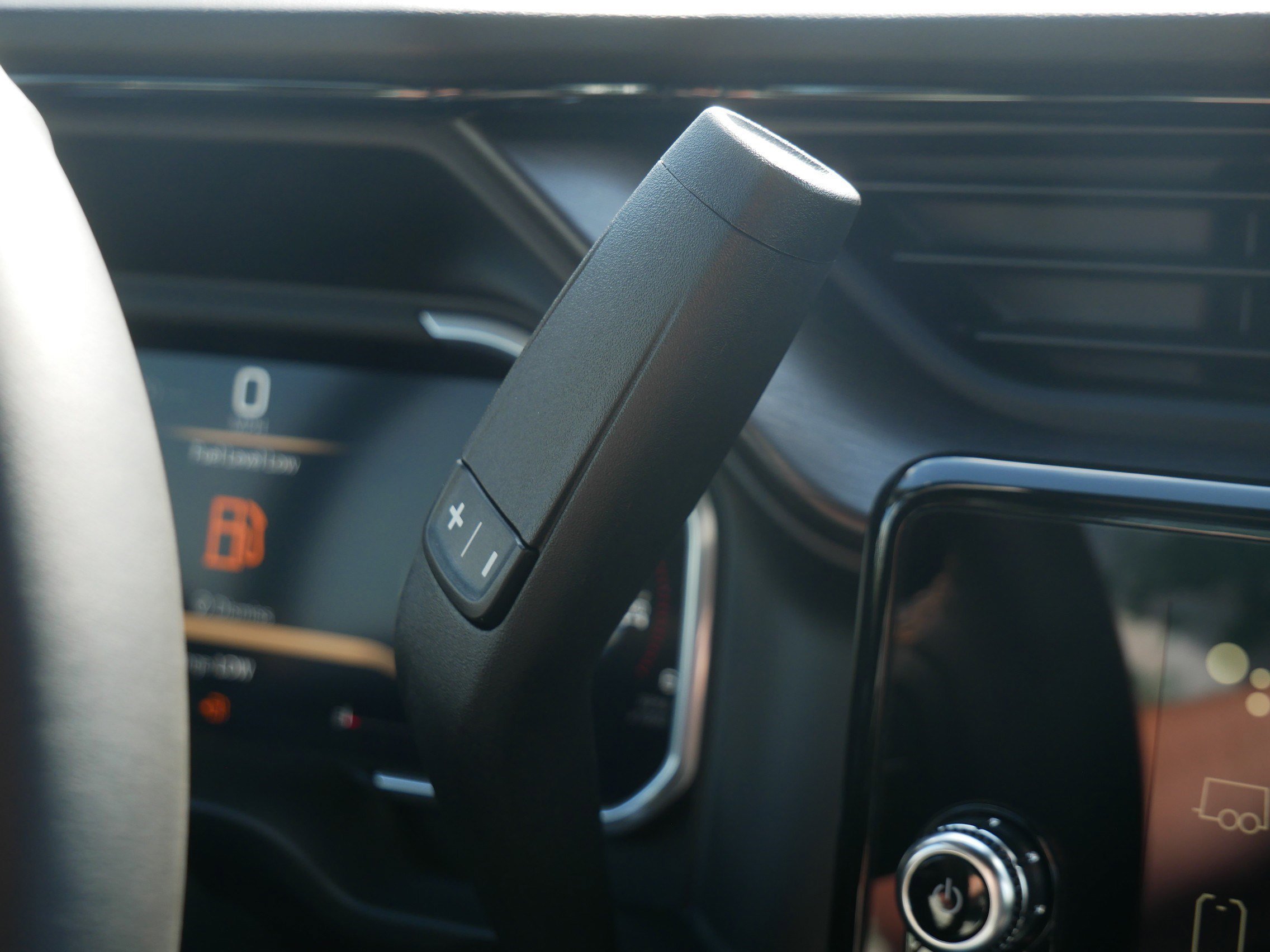 2026 GMC Sierra 3500HD AT4 - Photo 9