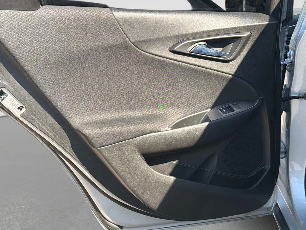 Used 2022 Silver Chevrolet LT image 13