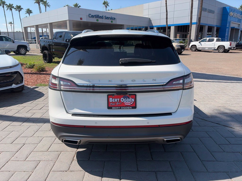 Used 2023 White Lincoln Standard image 5