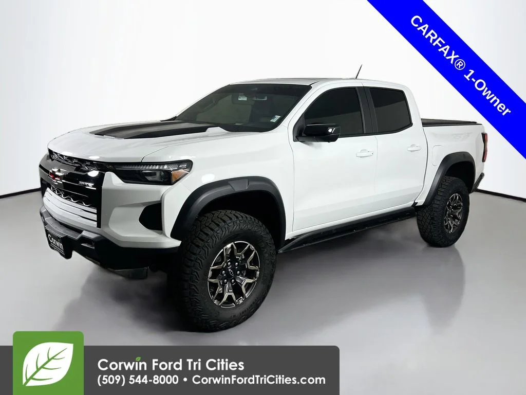 Used 2025 Summit White Chevrolet ZR2 image 5