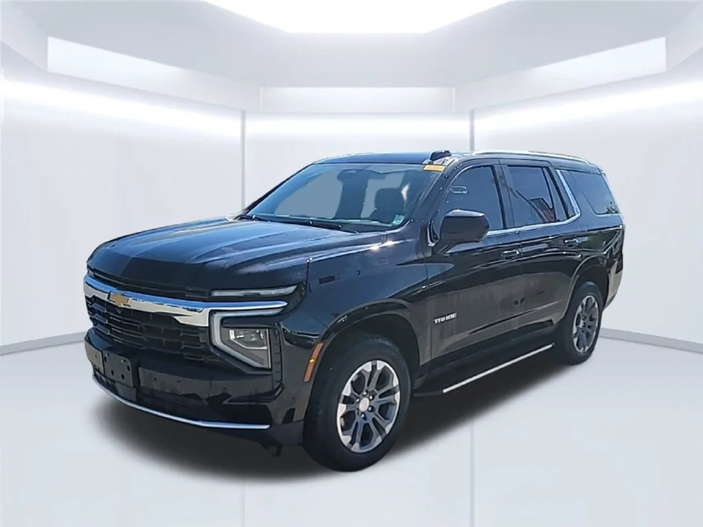 Used 2025 Black Chevrolet LS image 3