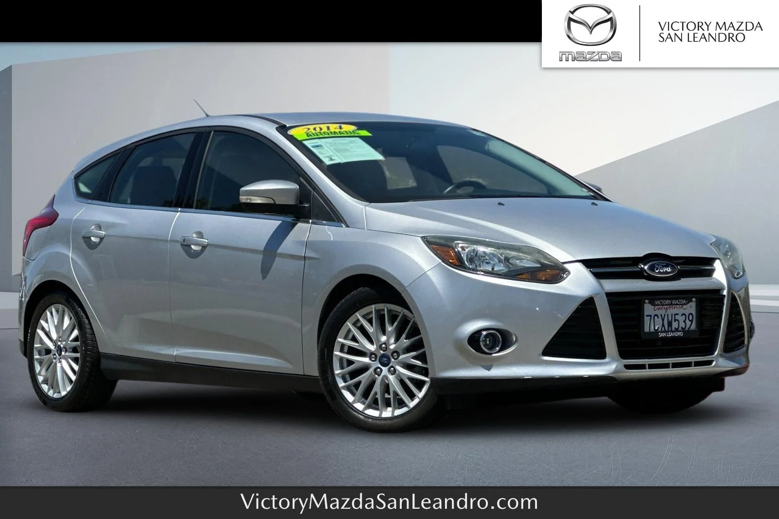 2014 Ford Focus 5 Door Hatch Titanium's photo