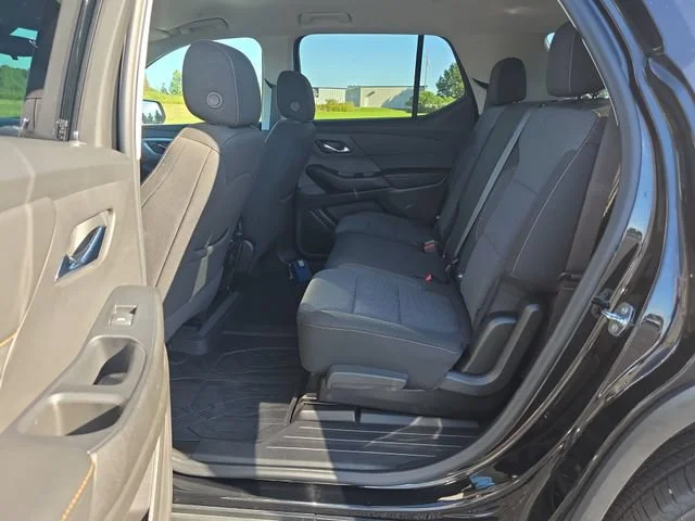 Used 2021 MOSAIC BLACK METALLIC Chevrolet LS image 29