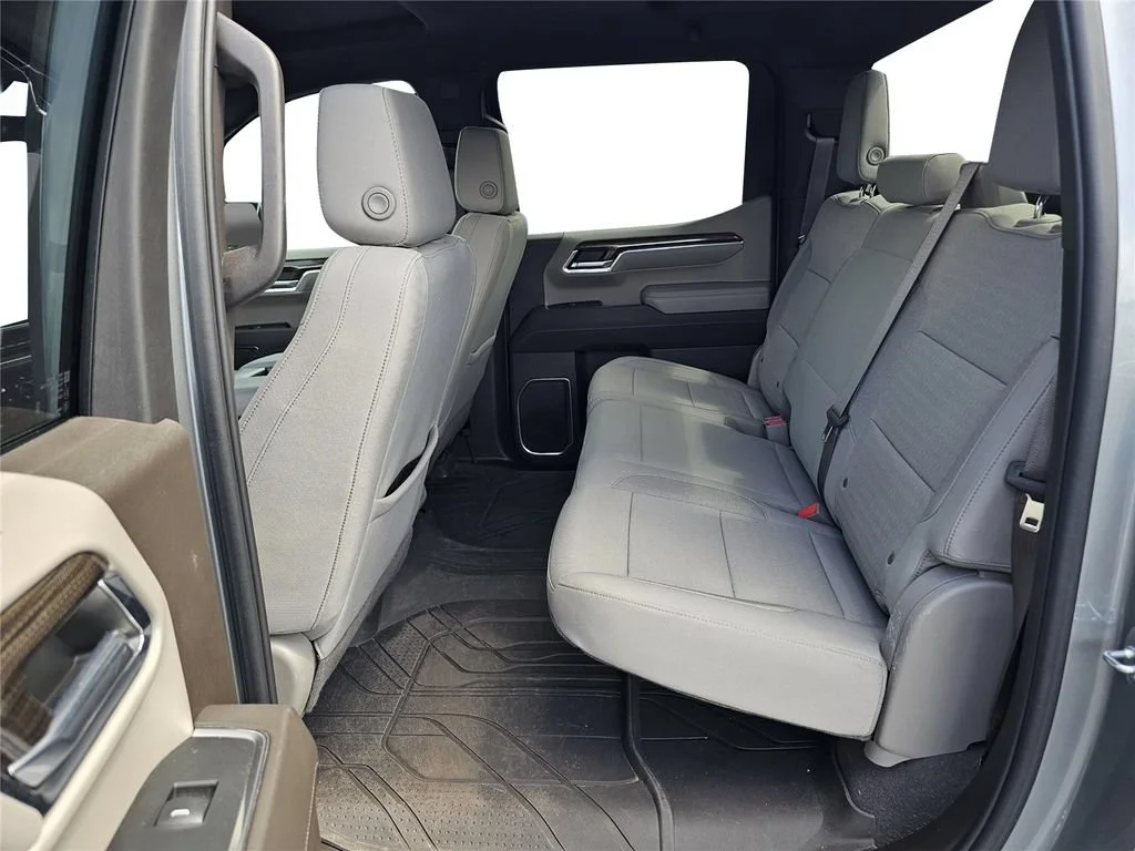 Used 2023 Sterling Gray Metallic Chevrolet LT image 30
