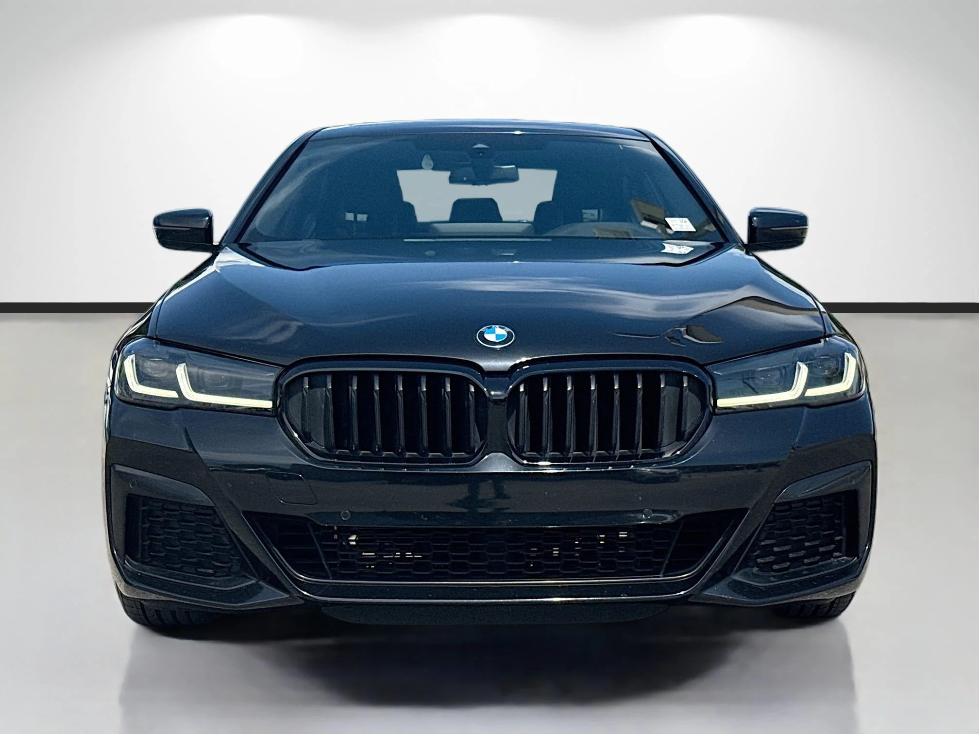 Used 2023 Black Sapphire Metallic BMW 530i image 8
