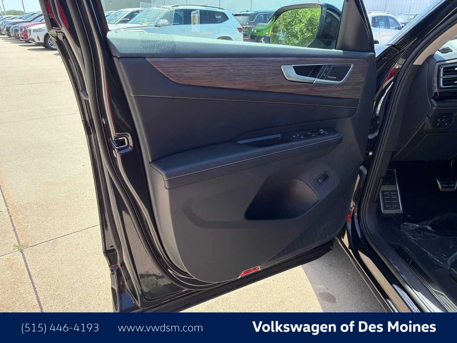 New 2026 Deep Black Pearl Volkswagen 2.0T SEL Premium R-Line image 23