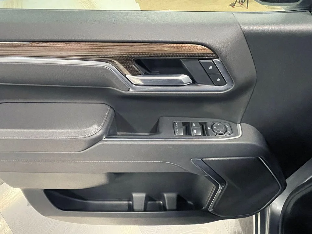 Used 2026 Gray Chevrolet RST image 21