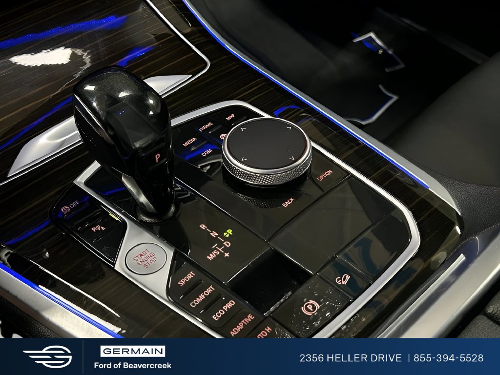Used 2021 Black Sapphire Metallic BMW xDrive40i image 28