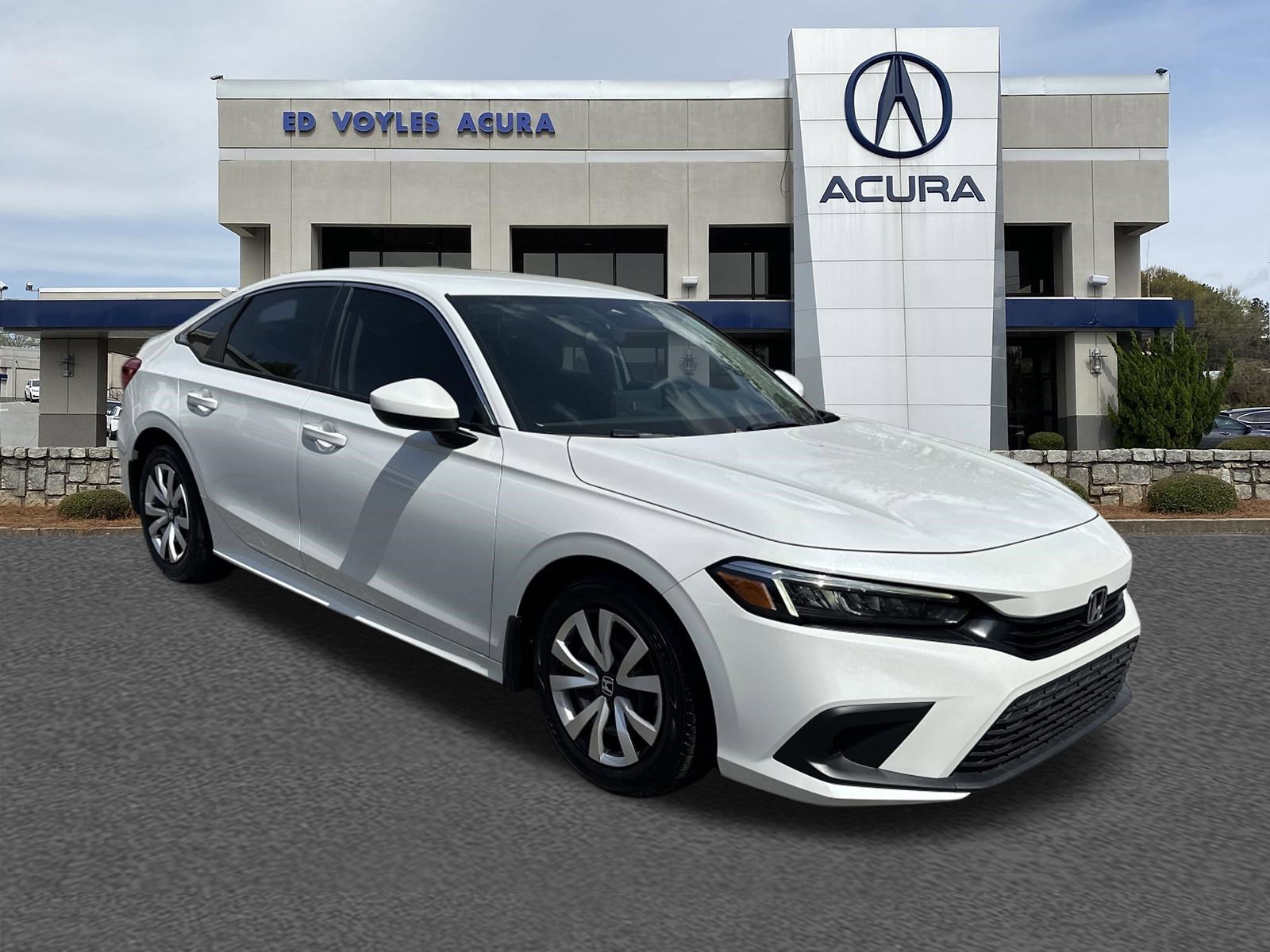 Used 2023 Platinum White Pearl Honda LX image 3