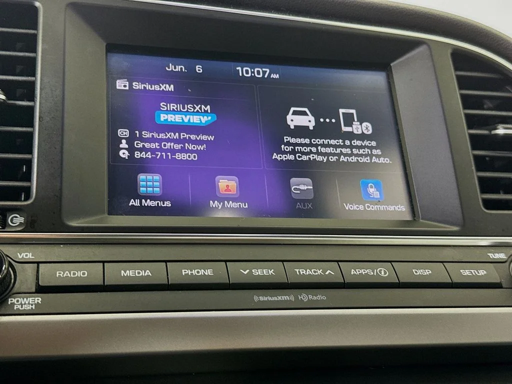 Used 2017 Gray Hyundai SE image 16
