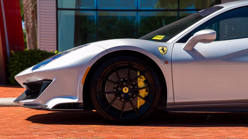 Used 2020 Argento Nurburgring Ferrari Base image 2