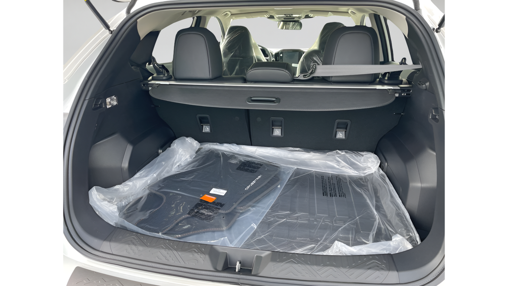 New 2026 CRYSTAL WHITE PEARL Subaru Limited image 14