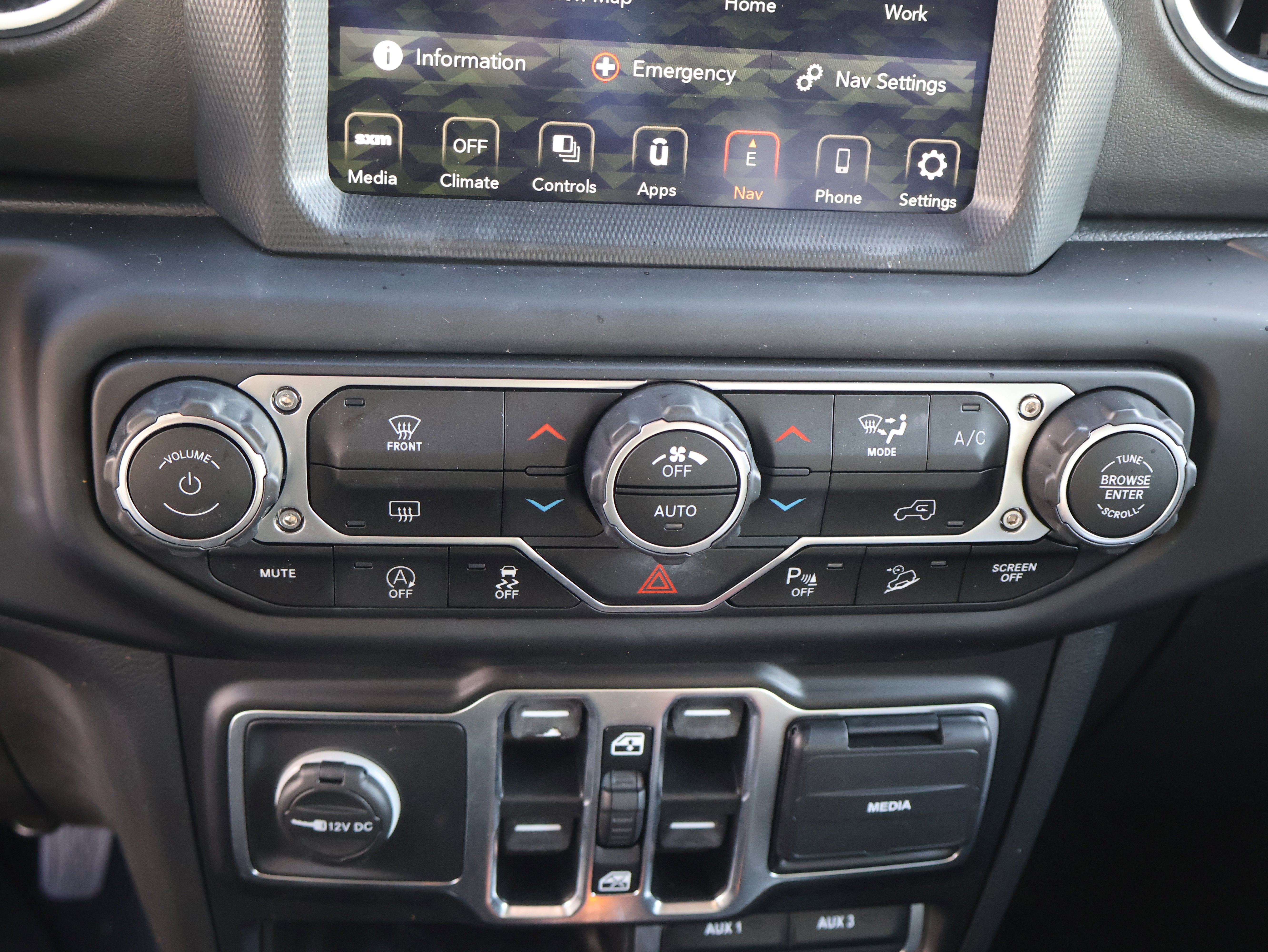 2021 Jeep Wrangler Unlimited Sahara - Photo 30