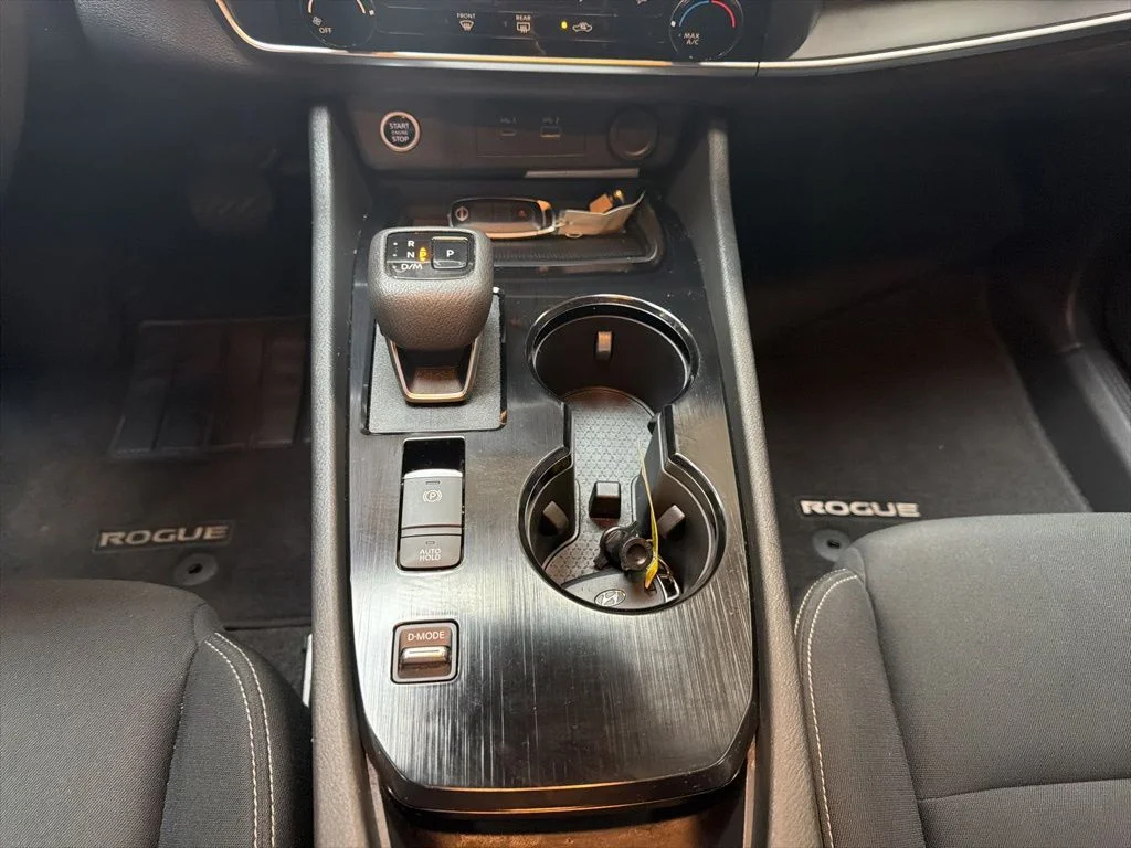 Used 2023 Black Nissan S image 21