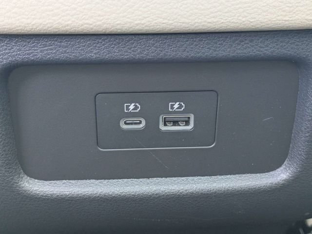 Used 2025 Gray INFINITI LUXE image 15