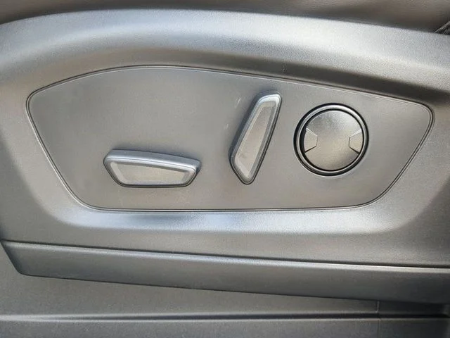 New 2026 Carbonized Gray Metallic Ford ST-Line image 22