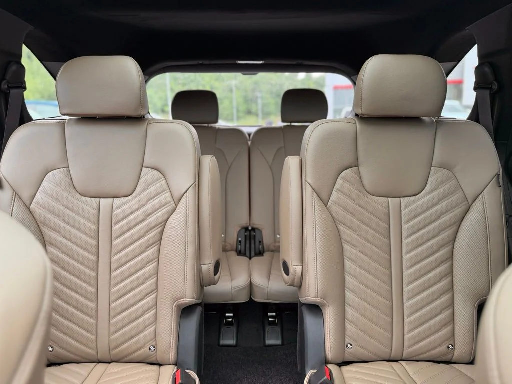 Used 2025 Black Kia X-Line SX Prestige image 32