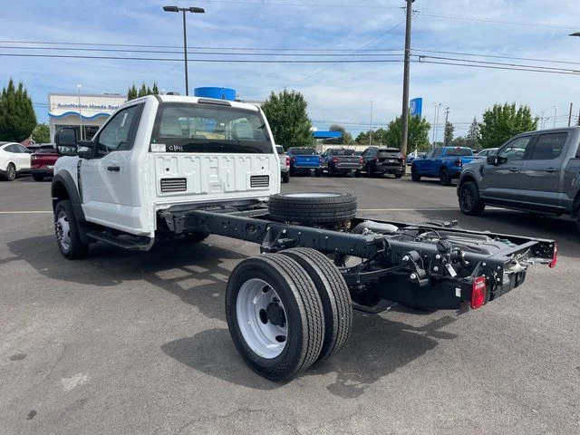 2025 Ford F-450 Super Duty Chassis Cab XL - Photo 8