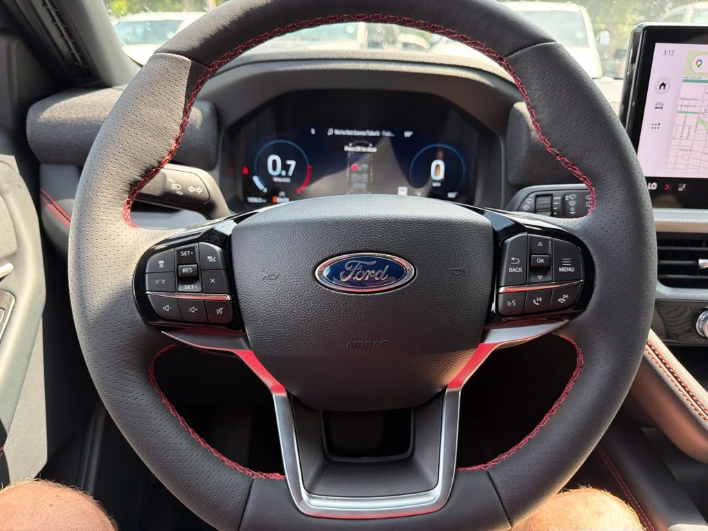 2026 Ford Explorer ST-Line - Photo 26