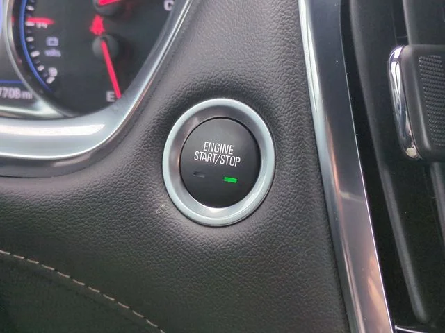Used 2023 White Chevrolet Premier image 27