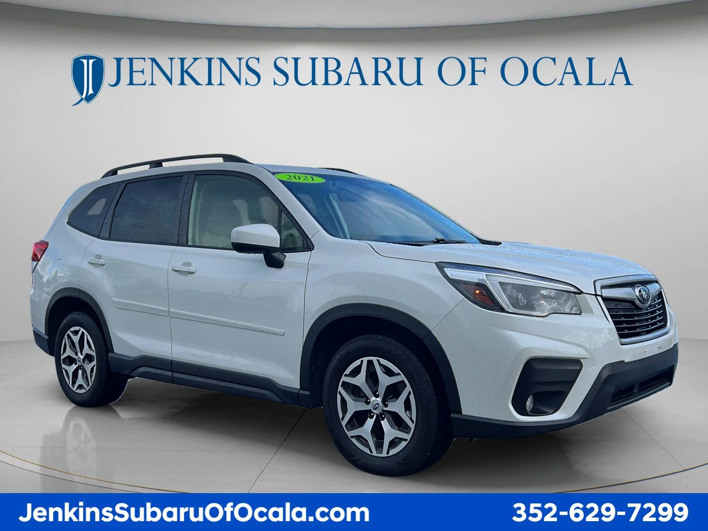 Used 2021 Crystal White Pearl Subaru Premium image 1