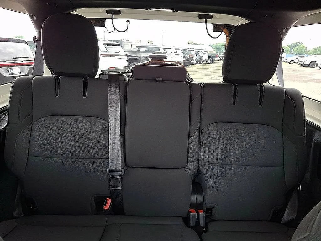 Used 2023 Gray Jeep 4x4 image 22