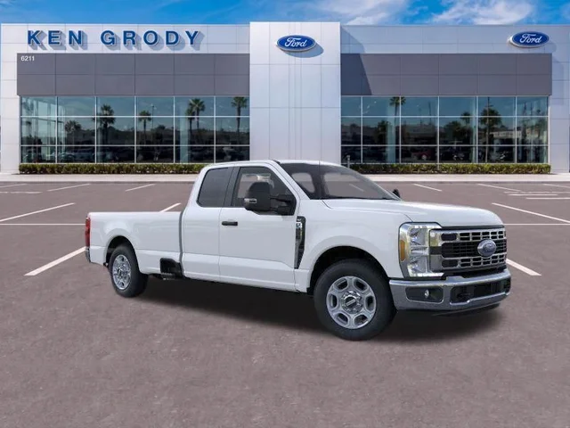 2026 Ford Super Duty XLT