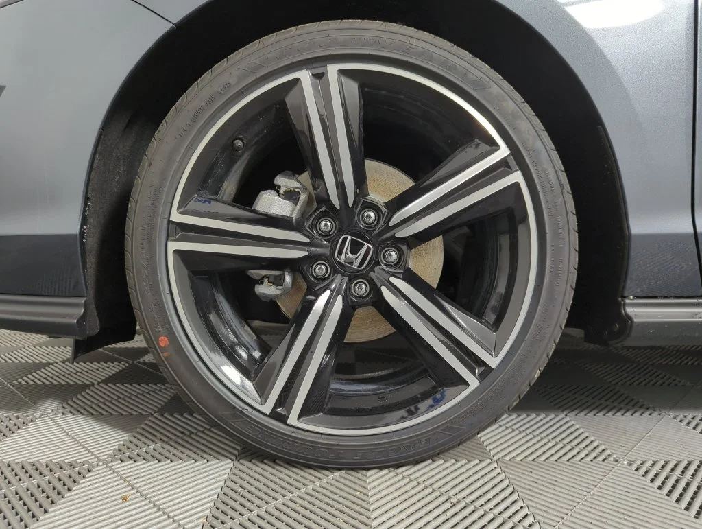 New 2026 Meteorite Gray Metallic Honda SE image 11