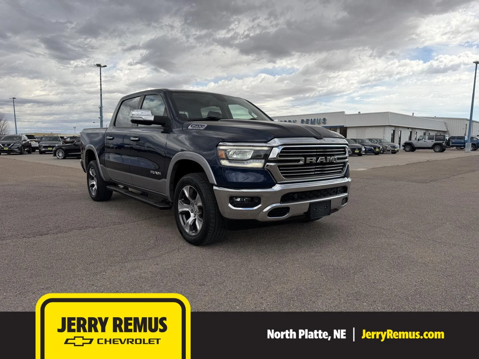 2019 RAM 1500 Laramie 4x4 Crew Cab 5'7's photo