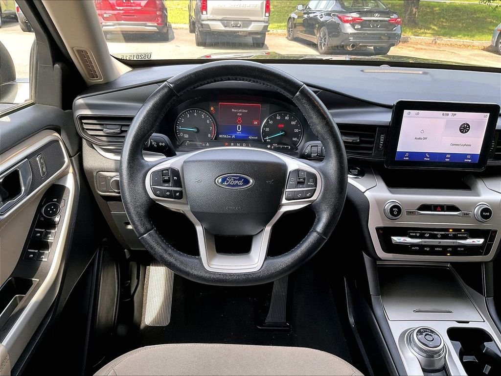 Used 2022 Black Ford XLT image 18