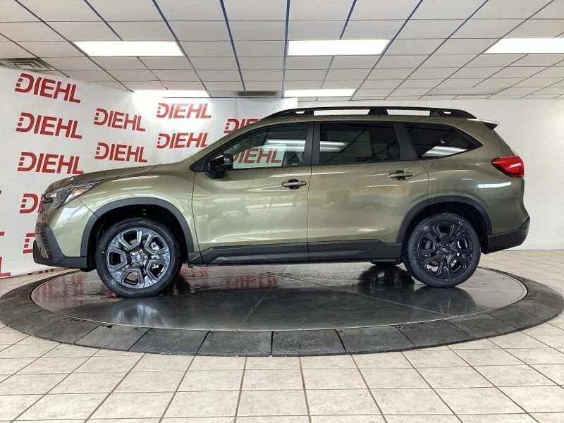 New 2026 AUTUMN GREEN METALLIC Subaru Onyx Edition Touring 7-Passenger image 4