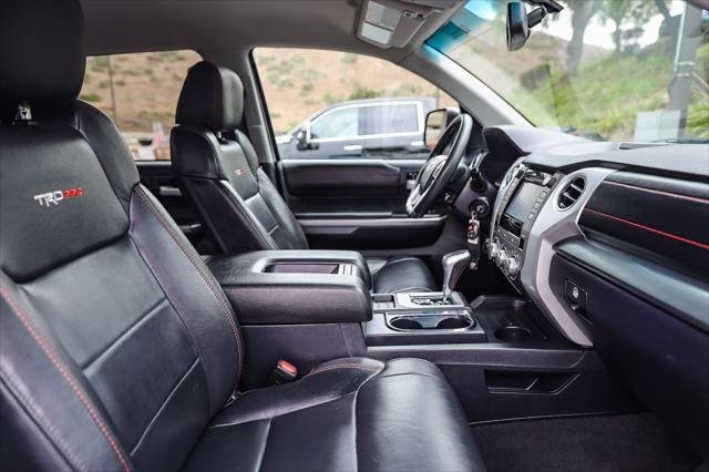 Certified Used 2017 SUPER WHITE Toyota  image 17