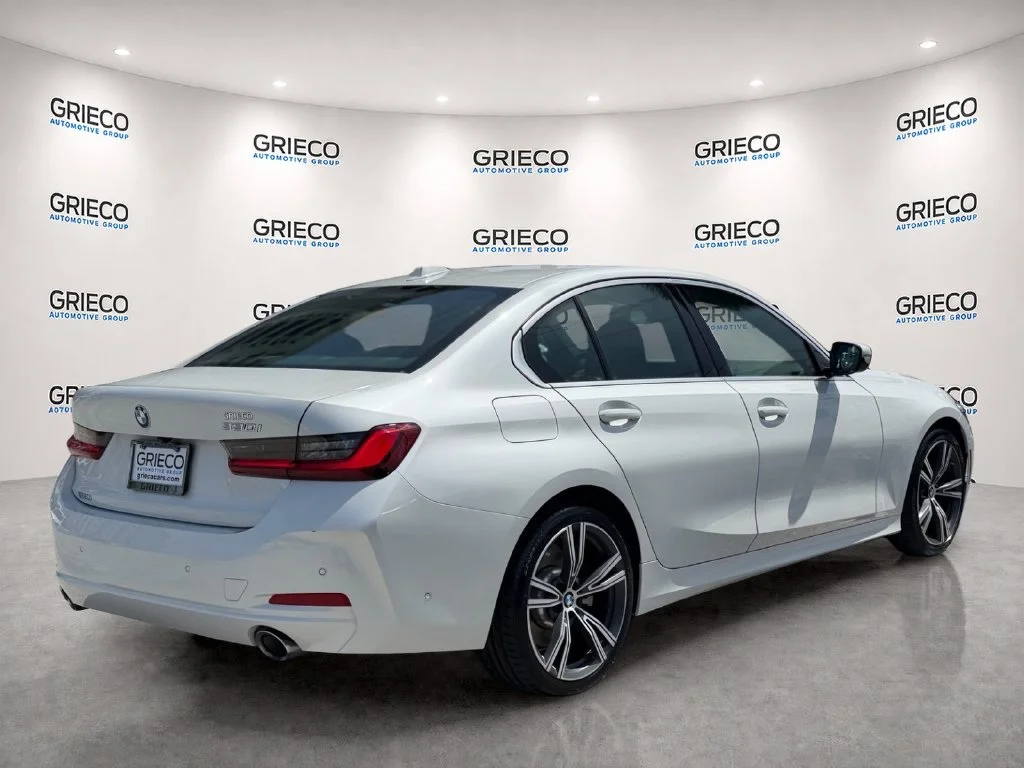Used 2024 White BMW 330i image 7