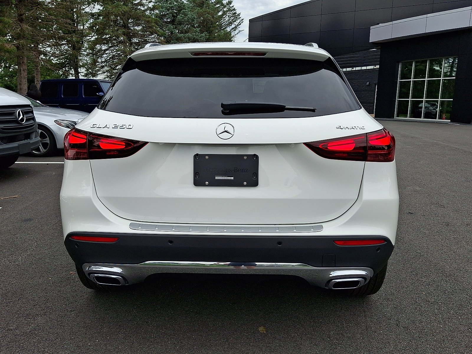 New 2026 Polar White Mercedes-Benz GLA 250 image 26