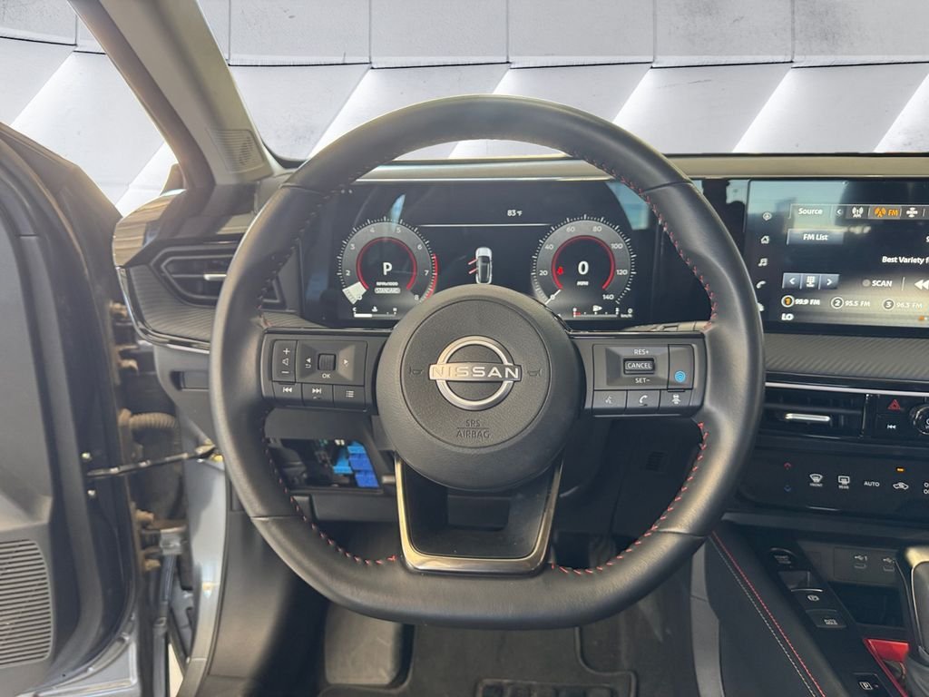 Used 2025 Gray Nissan SR image 9